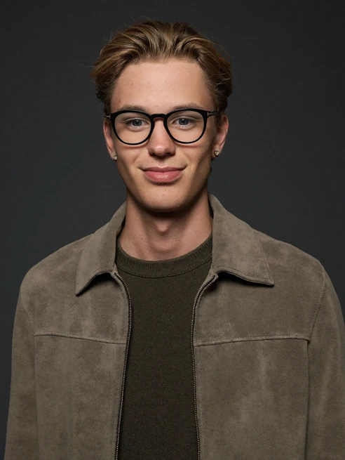 Approved press asset: Founder portrait · Henriksen.